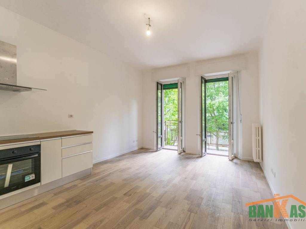 appartamento in vendita a Milano in zona Isola