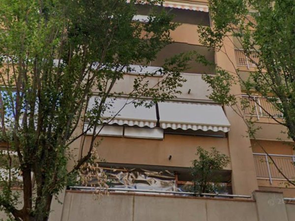 negozio in vendita a Milano in zona Crescenzago