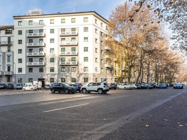 appartamento in vendita a Milano in zona Sempione