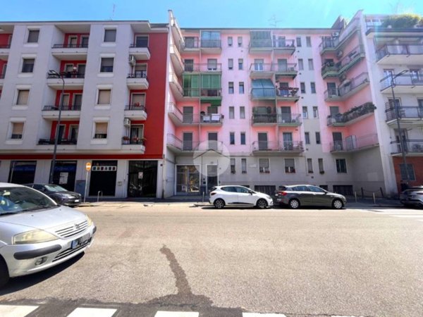appartamento in vendita a Milano in zona Rogoredo