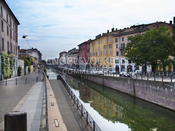 appartamento in vendita a Milano in zona Porta Ticinese