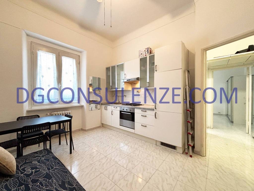 appartamento in vendita a Milano in zona Città Studi