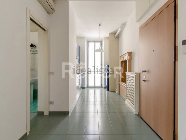 appartamento in vendita a Milano in zona Cinque Giornate