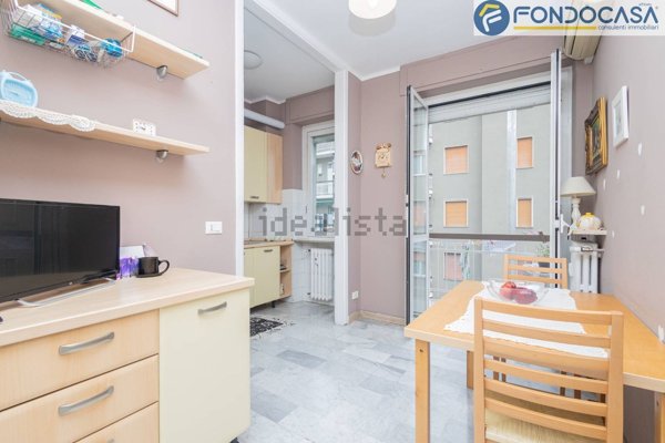 appartamento in vendita a Milano in zona Stadera