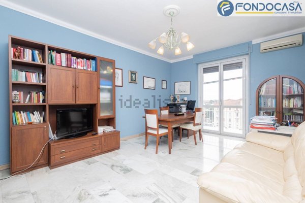 appartamento in vendita a Milano in zona Stadera