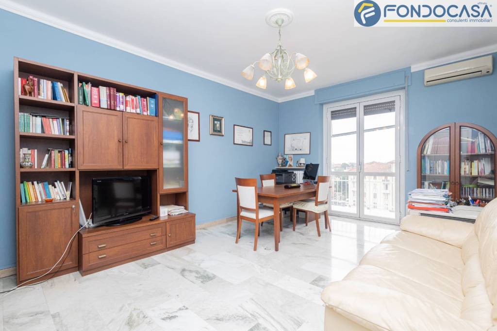 appartamento in vendita a Milano in zona Stadera