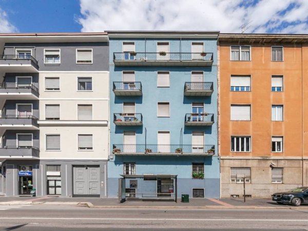 appartamento in vendita a Milano in zona Montalbino
