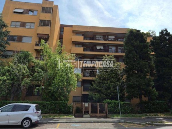 appartamento in vendita a Milano in zona Ponte Lambro