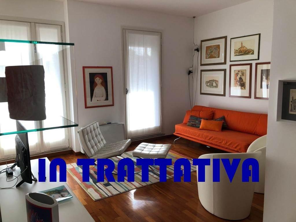 appartamento in vendita a Milano in zona Brera
