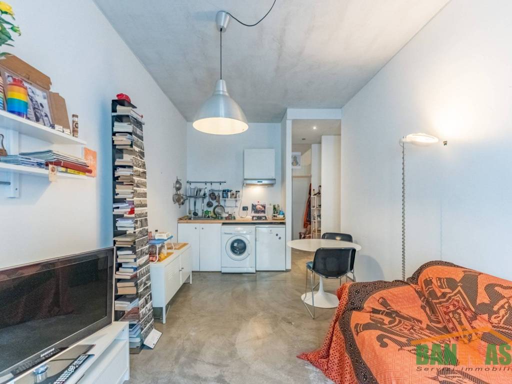 appartamento in vendita a Milano in zona Ortica