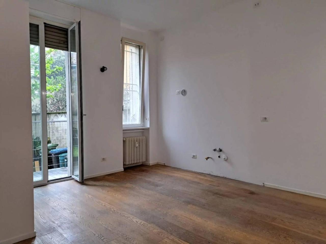 appartamento in vendita a Milano in zona Cinque Giornate