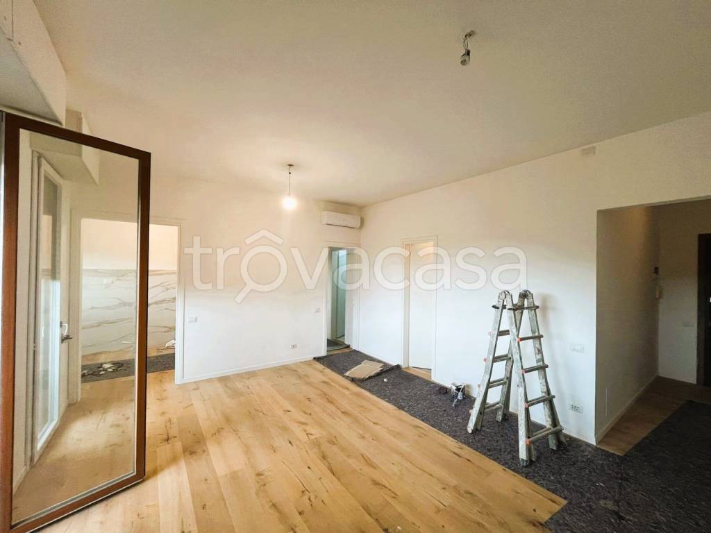 appartamento in vendita a Milano in zona Vialba
