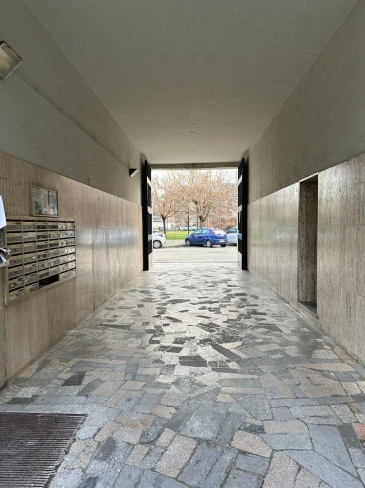 appartamento in vendita a Milano in zona Affori