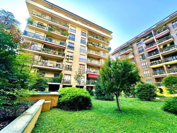 appartamento in vendita a Milano in zona Città Studi