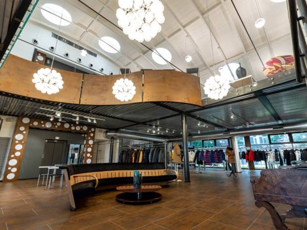 ufficio in vendita a Milano in zona Bovisa