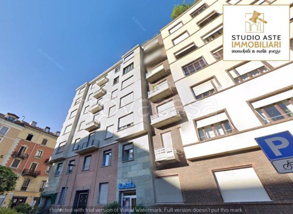 appartamento in vendita a Milano in zona Sempione