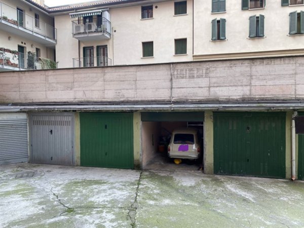 appartamento in vendita a Milano in zona Villapizzone