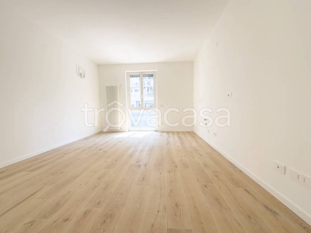 appartamento in vendita a Milano in zona Isola