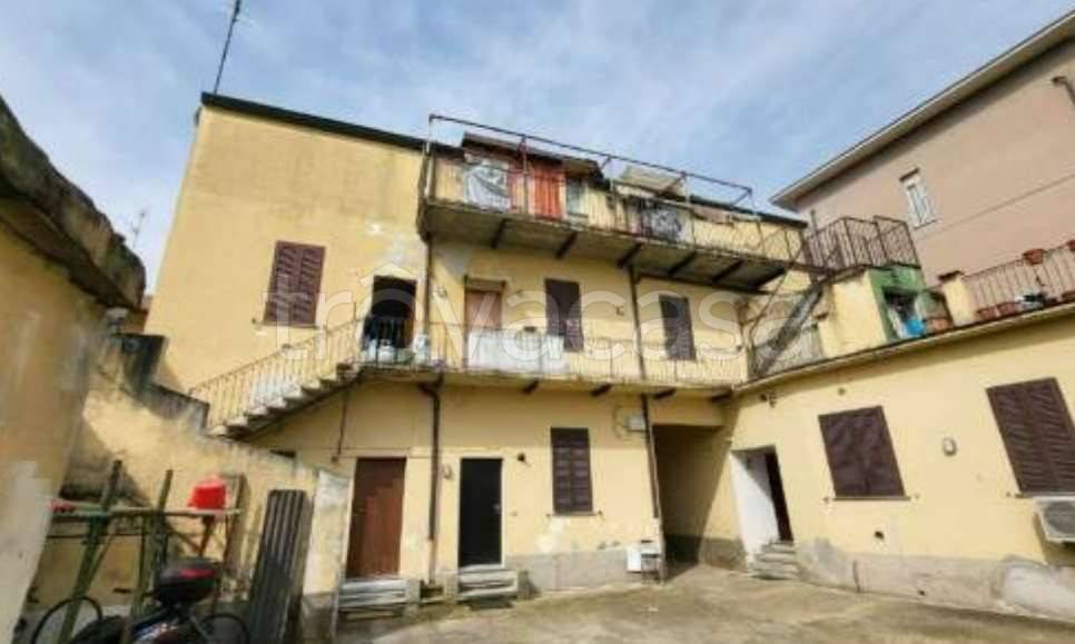 appartamento in vendita a Milano in zona Baggio