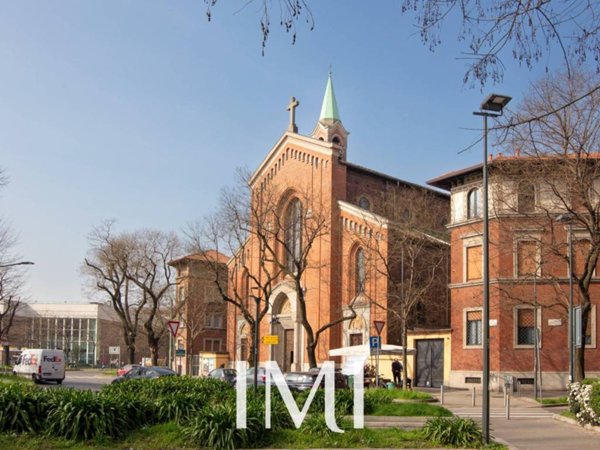 intera palazzina in vendita a Milano in zona Solari