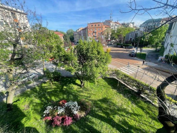 appartamento in vendita a Milano in zona Città Studi