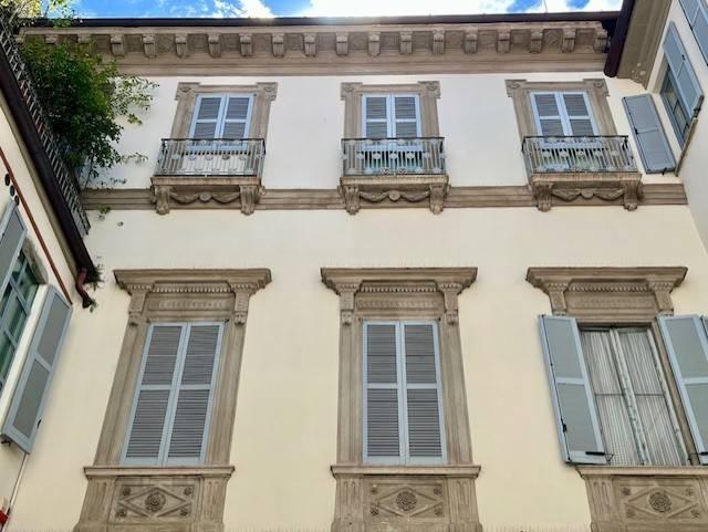 appartamento in vendita a Milano in zona Sempione