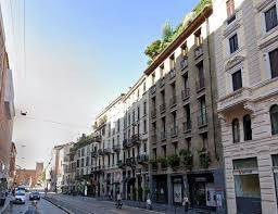 appartamento in vendita a Milano in zona Famagosta
