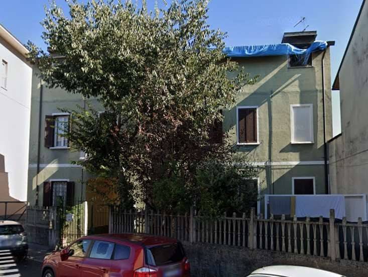 appartamento in vendita a Milano in zona Baggio