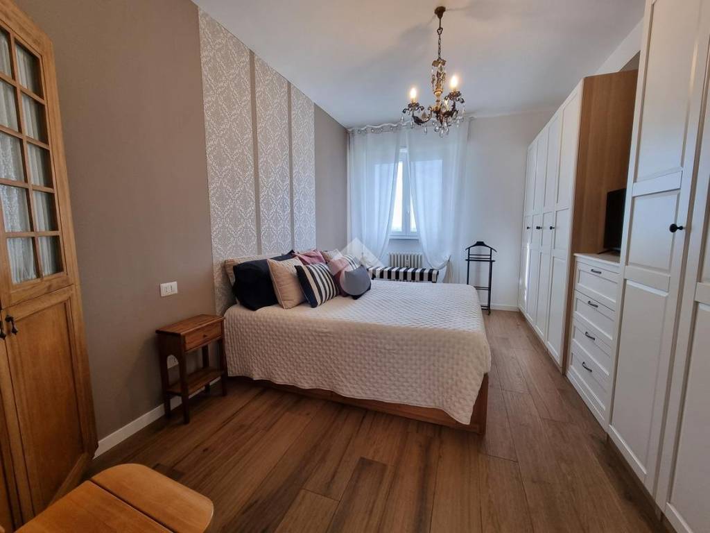 appartamento in vendita a Milano in zona Baggio