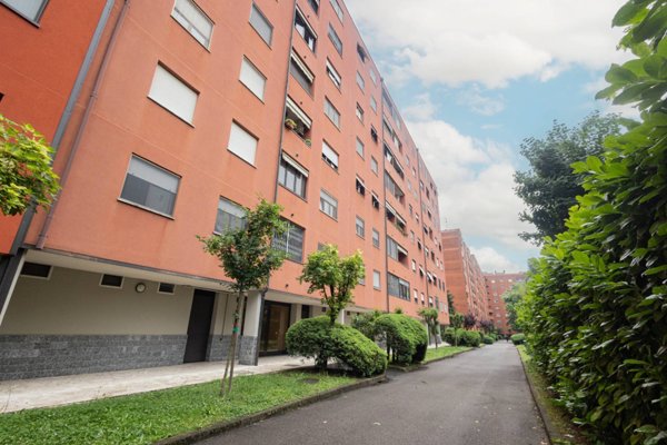 appartamento in vendita a Milano in zona Bocconi