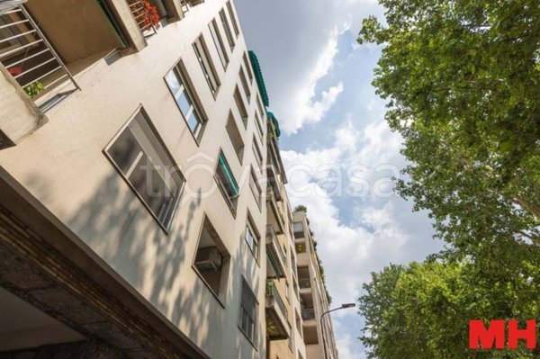 appartamento in vendita a Milano in zona Ghisolfa