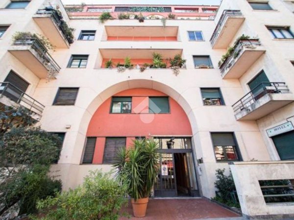 appartamento in vendita a Milano in zona Centro Direzionale