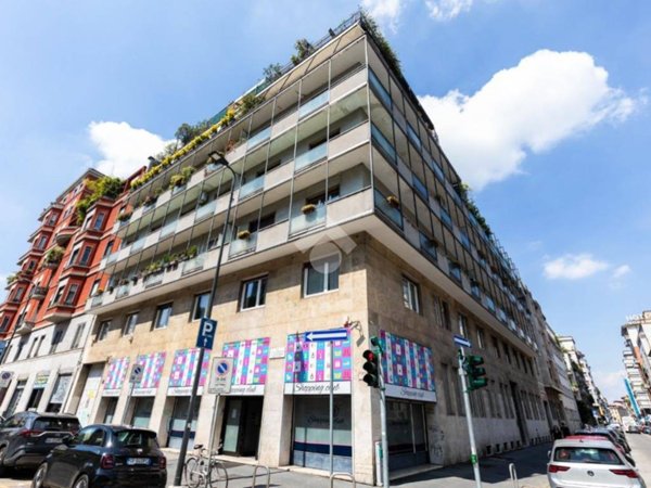 appartamento in vendita a Milano in zona Centro Direzionale