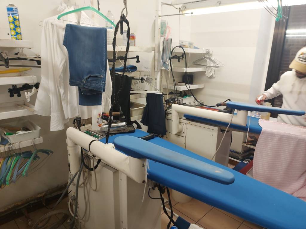 negozio in vendita a Milano in zona Sempione