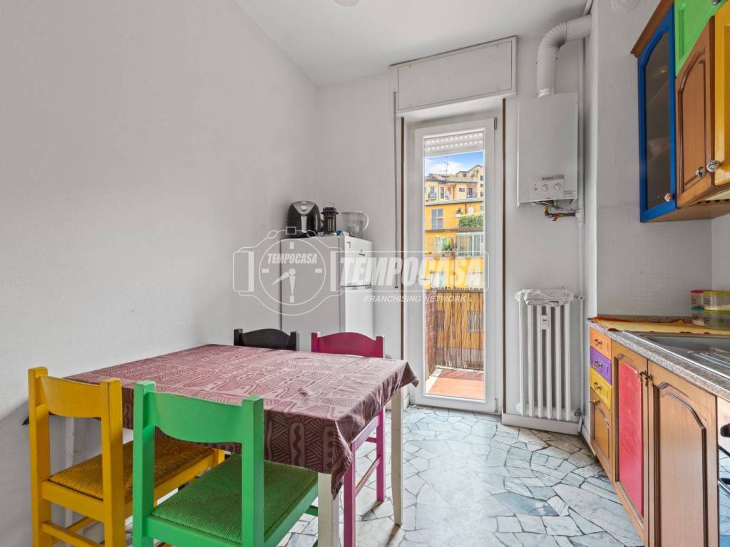 appartamento in vendita a Milano in zona Calvairate