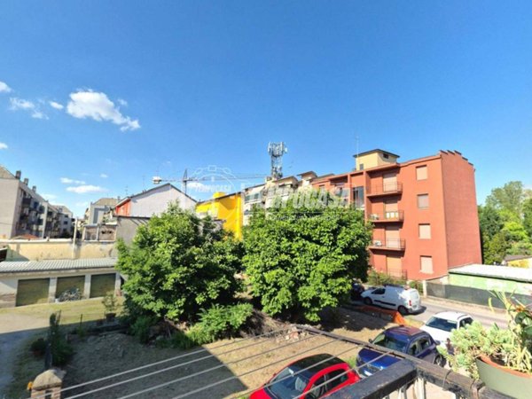 appartamento in vendita a Milano in zona Ponte Lambro