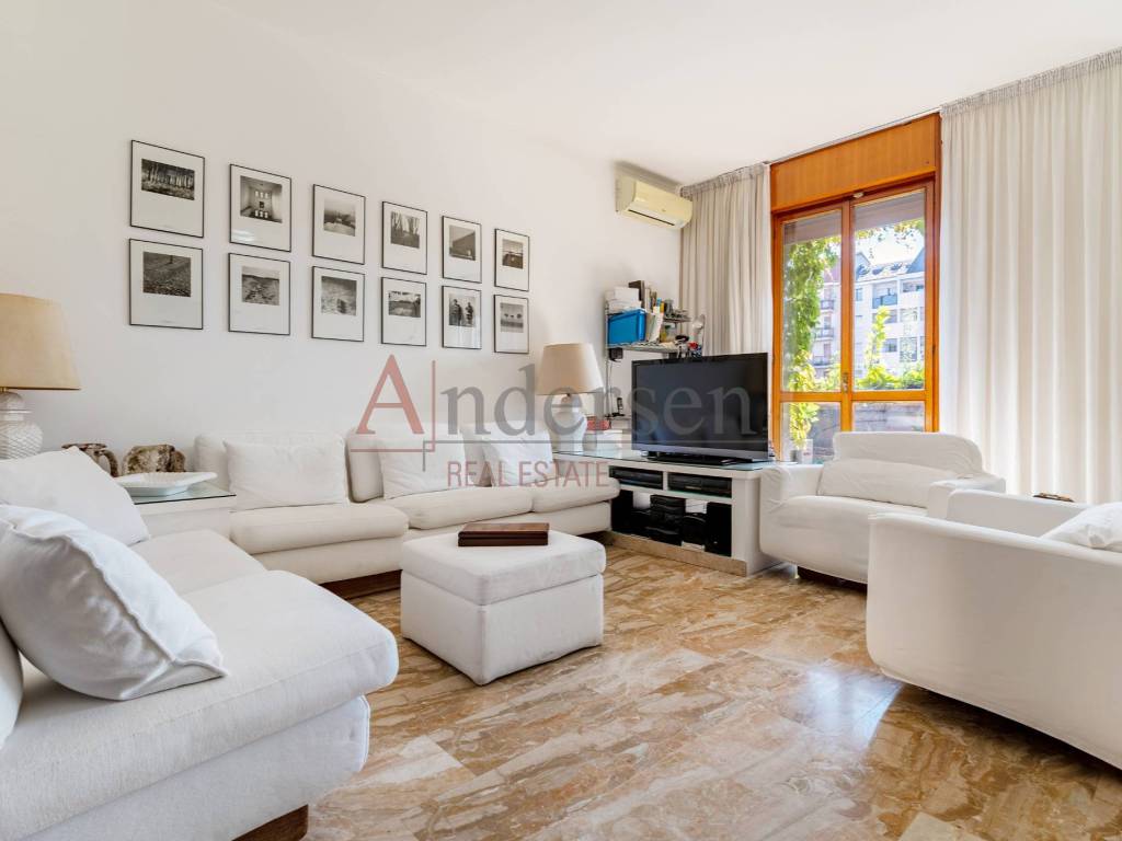 appartamento in vendita a Milano in zona Città Studi