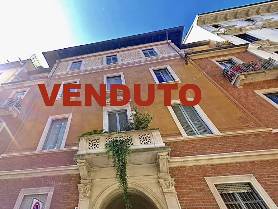 casa indipendente in vendita a Milano in zona Sant'Ambrogio