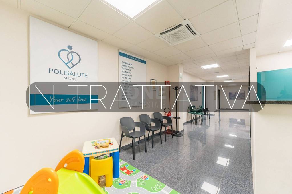 negozio in vendita a Milano in zona Vialba