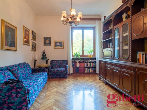 appartamento in vendita a Milano in zona XXII Marzo