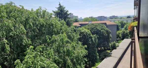 appartamento in vendita a Milano in zona Morivione