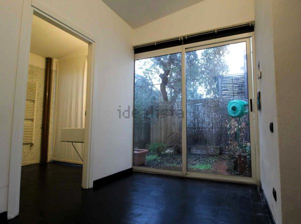 appartamento in vendita a Milano in zona Barona
