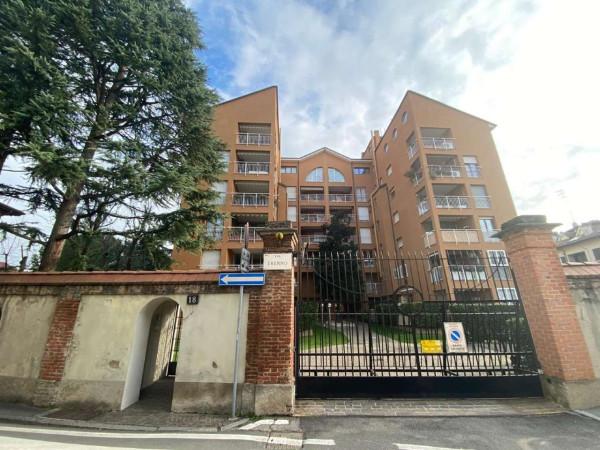 appartamento in vendita a Milano in zona QT8