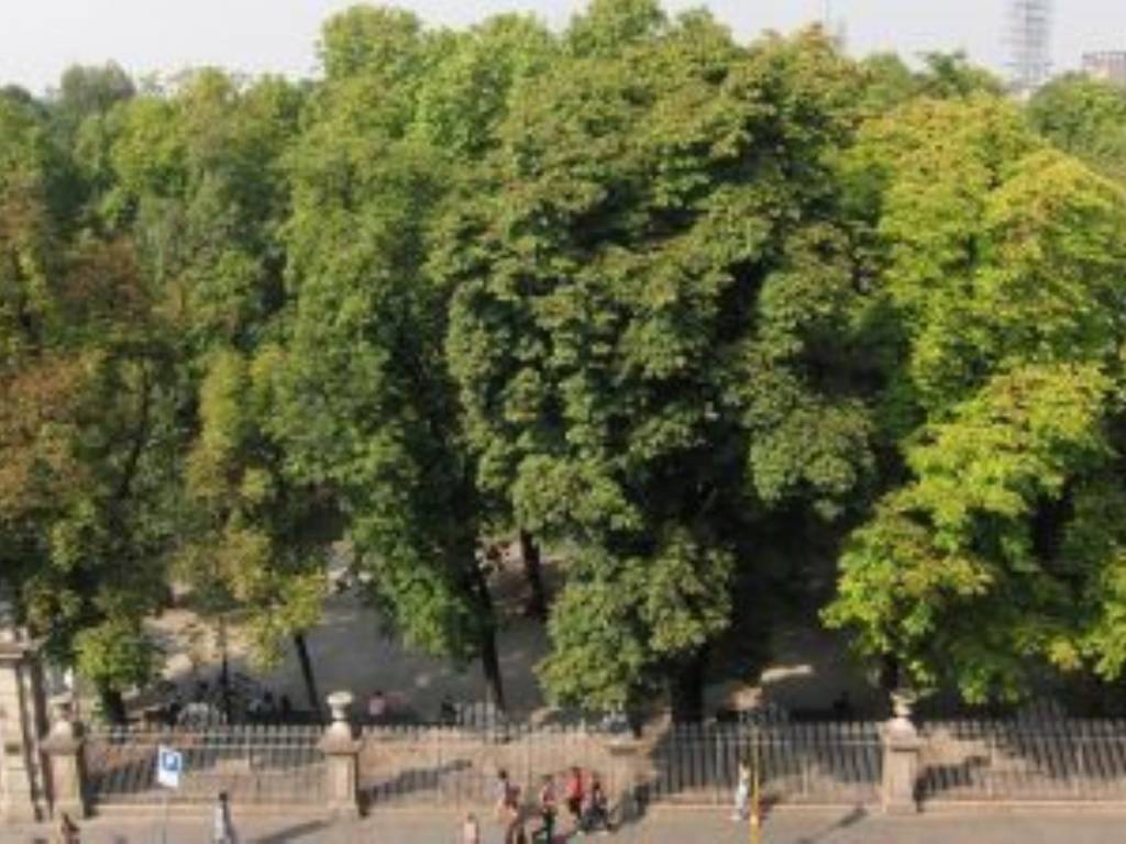 appartamento in vendita a Milano in zona Guastalla