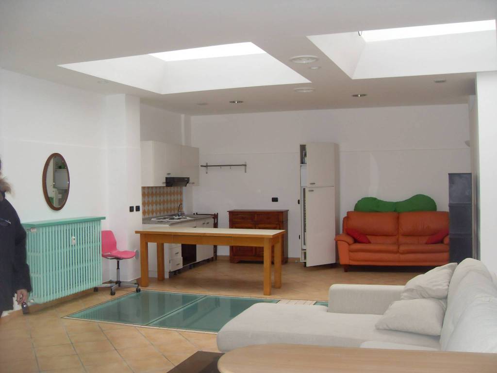 casa indipendente in vendita a Milano