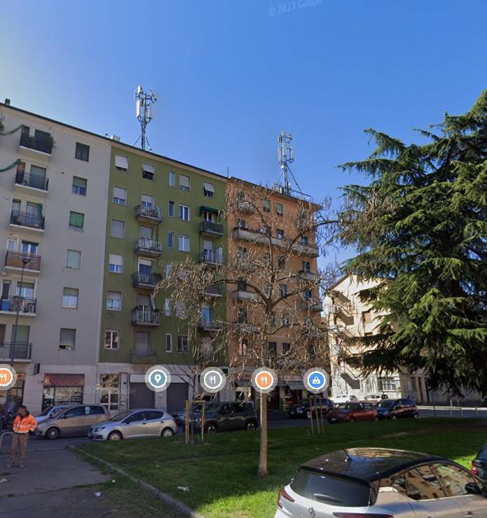 appartamento in vendita a Milano in zona Barona