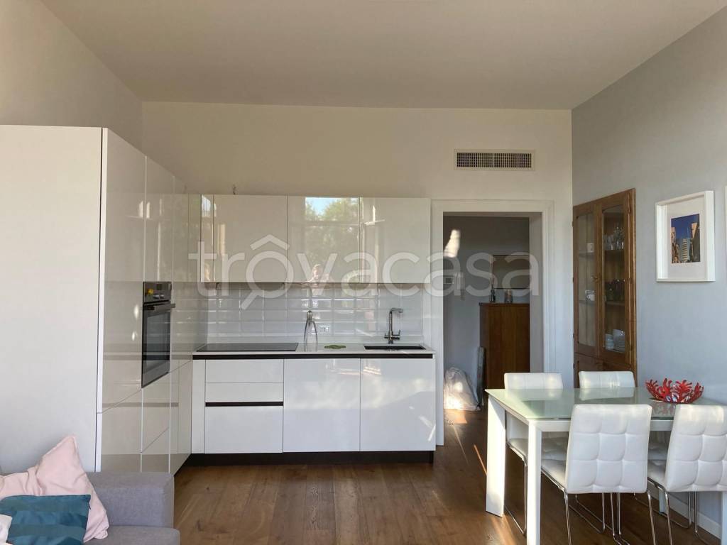 appartamento in vendita a Milano in zona Vigentino