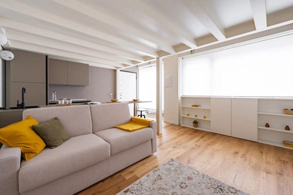 appartamento in vendita a Milano in zona Porta Genova