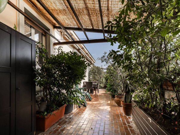appartamento in vendita a Milano in zona Isola