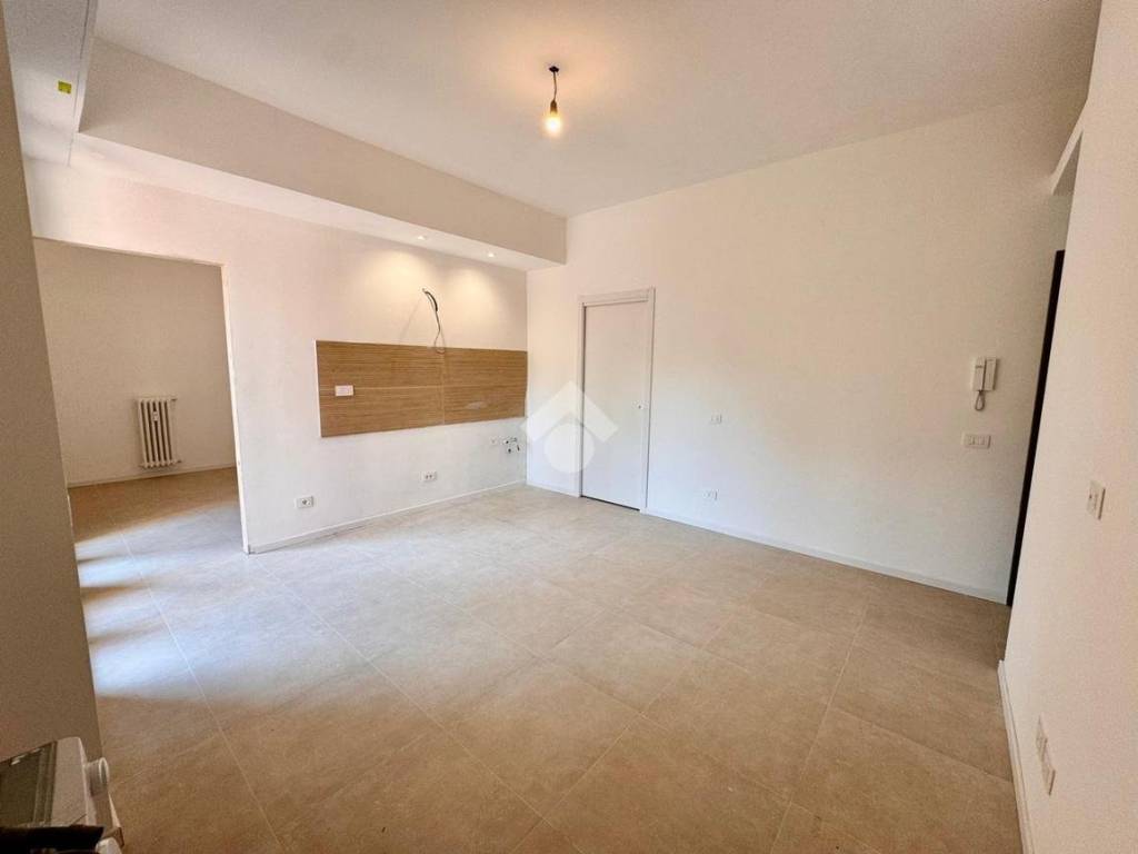 appartamento in vendita a Milano in zona Barona